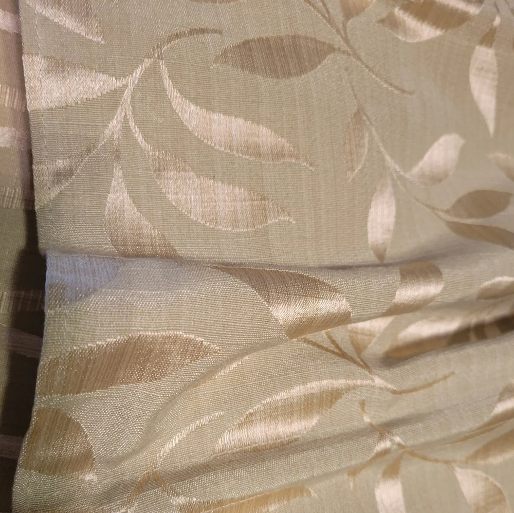 1 ROMAN SHADE FABRIC REPLACEMENT Sage green gold Leaf NO MOUNTING KIT - …